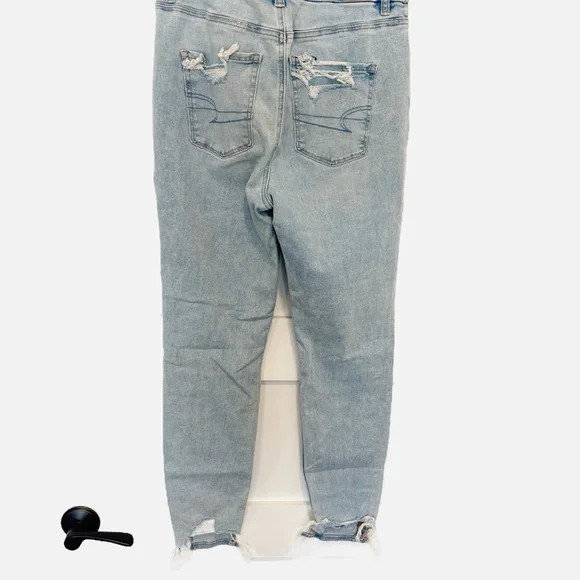 American Eagle Outfitters Light Blue Next Level Stretch Jeans Size 8 - Picture 2 of 4